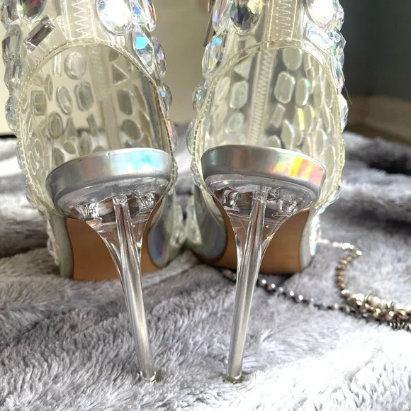 Elegant Silver and Rhinestone Stiletto Heels - Picture 4 of 9